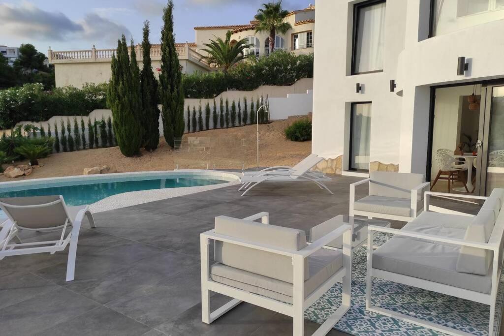 Precioso Apartamento En Una Villa Con Piscina En Cumbre Del Sol Moraira Benitachell Exterior photo